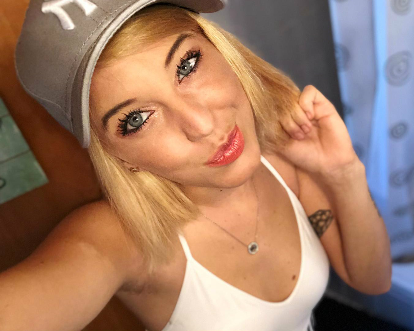 Jin-King Amateur Porno Darstellerin 